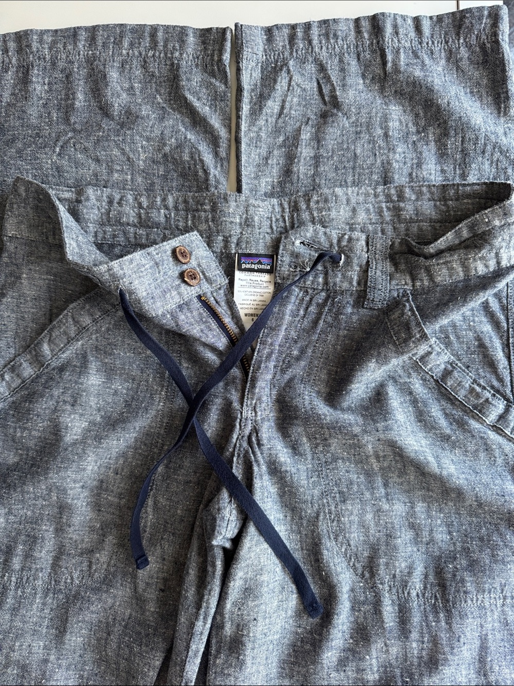 Patagonia Heathered Gray Chambray summer pants - Picture 2 of 7